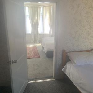 Deluxe Family Suite